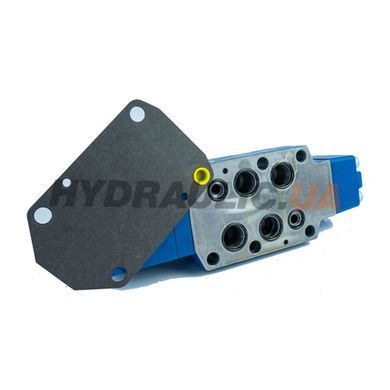 Гідророзподільник Oleodinamica Mozioni H4WMM25E50 4/3 ручний з пружинним поверненням, золотник E, типорозмір 25, 450 л/хв, Італія